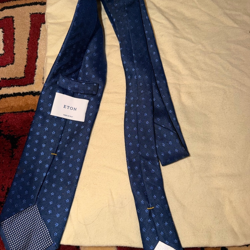 Eton silk necktie